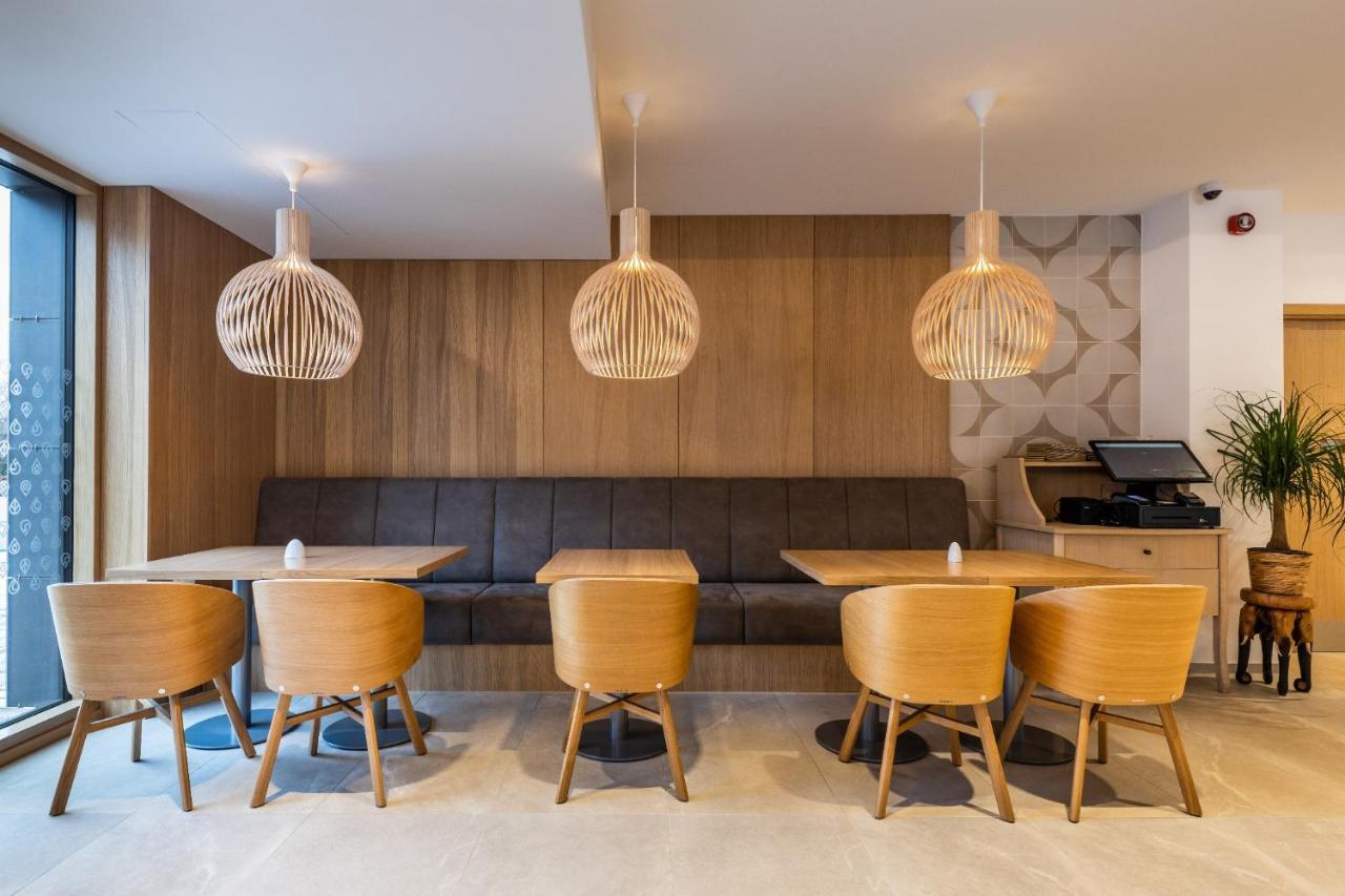 Raj Zdravia Hotel Bratislava Luaran gambar