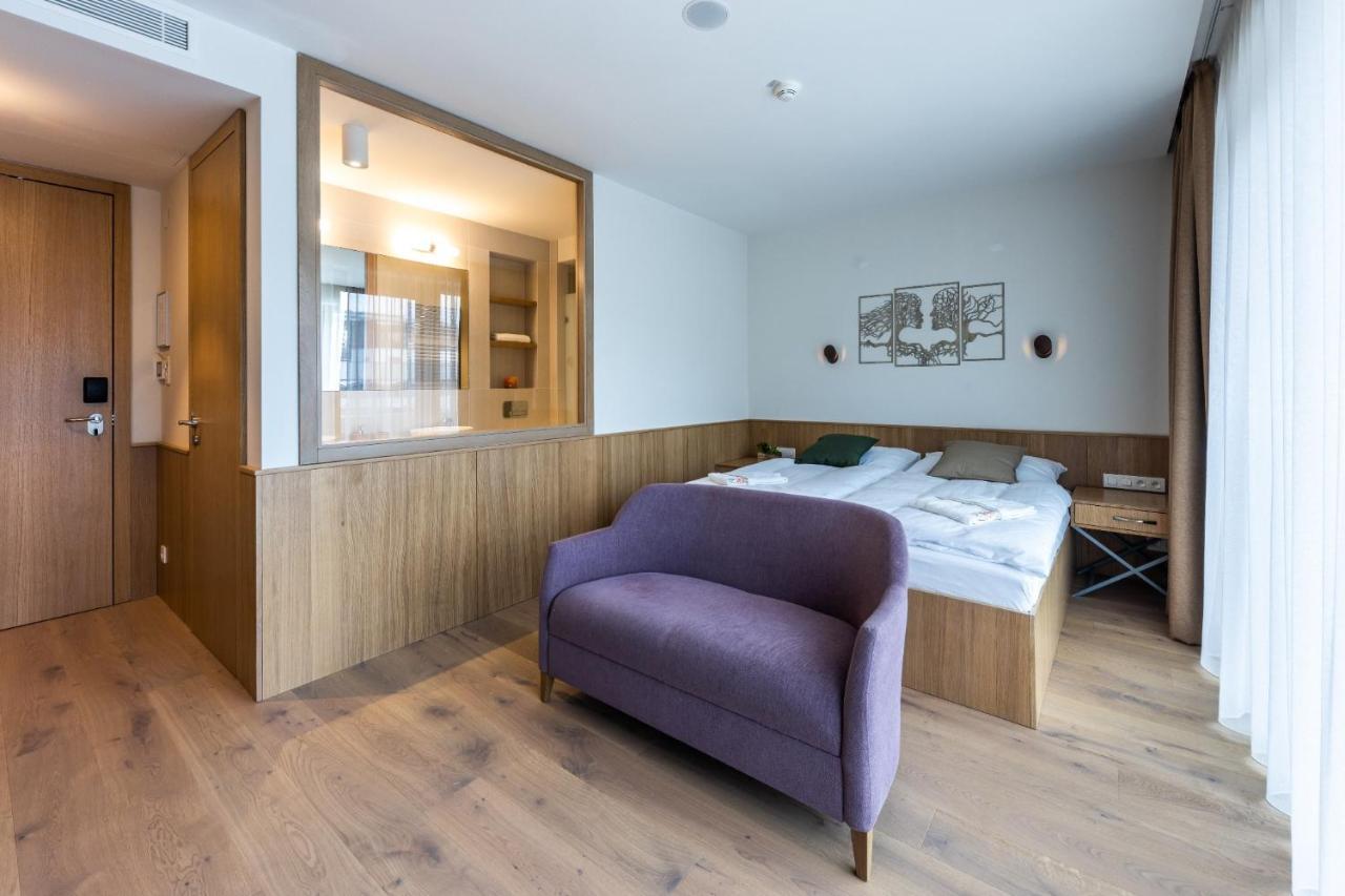 Raj Zdravia Hotel Bratislava Luaran gambar