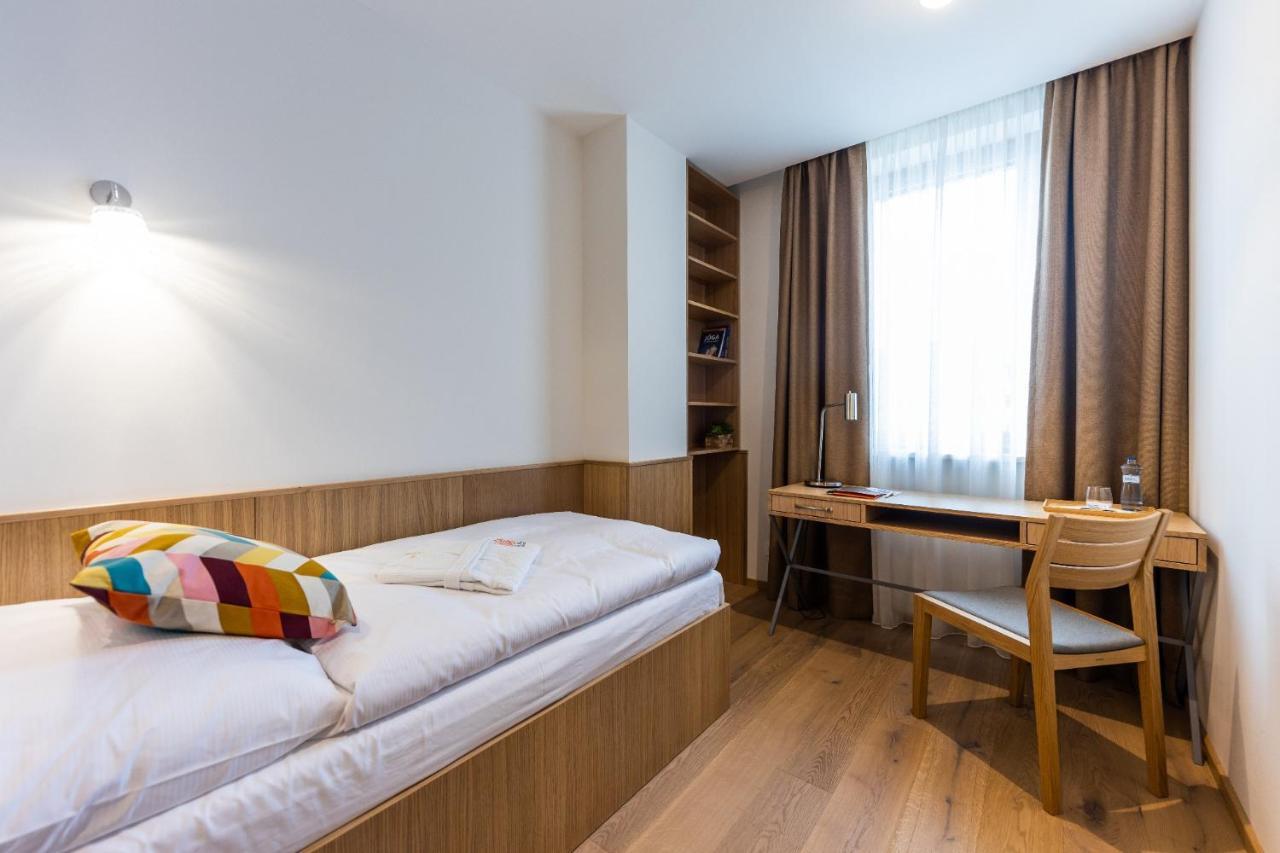 Raj Zdravia Hotel Bratislava Luaran gambar