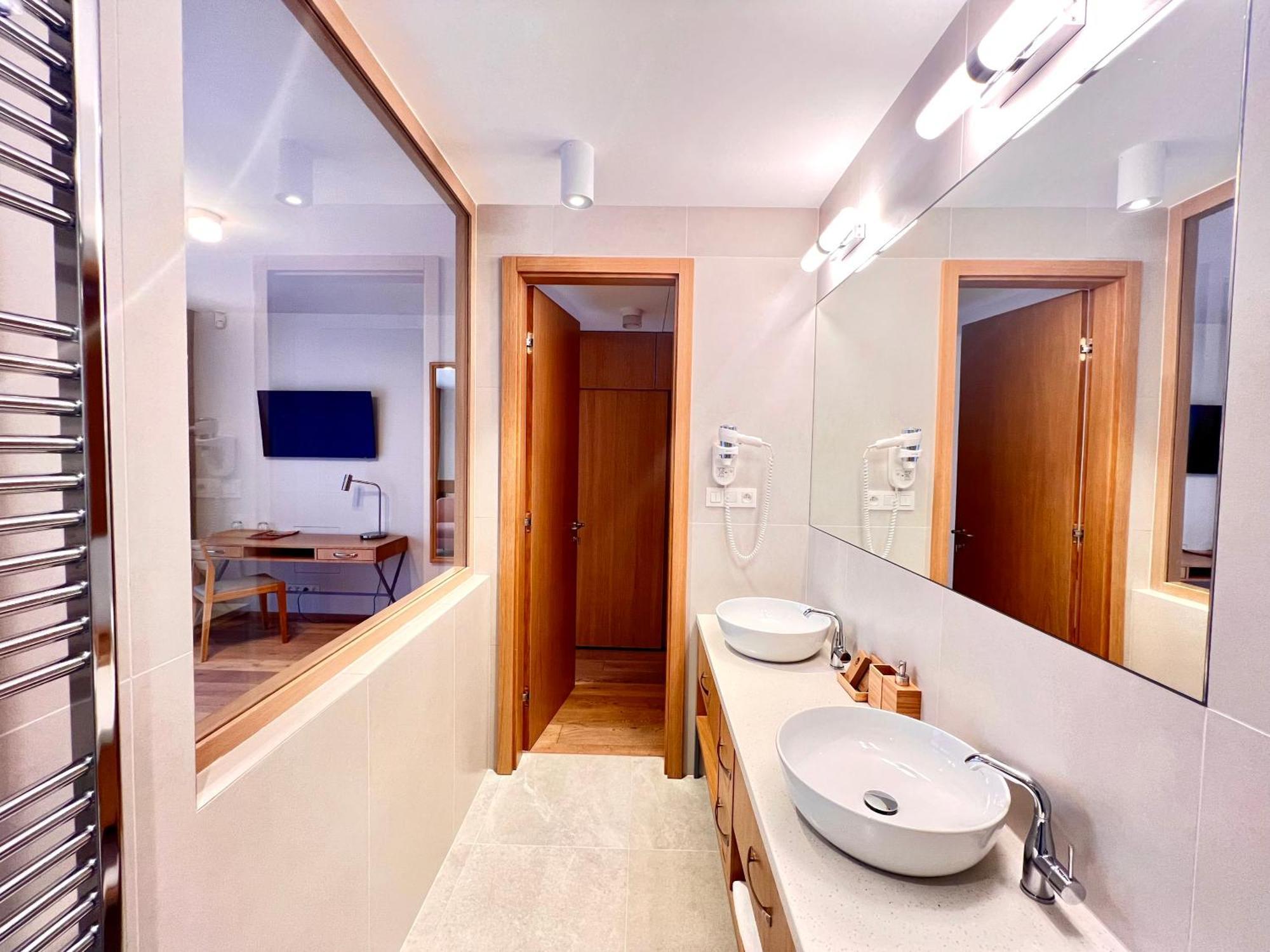 Raj Zdravia Hotel Bratislava Luaran gambar