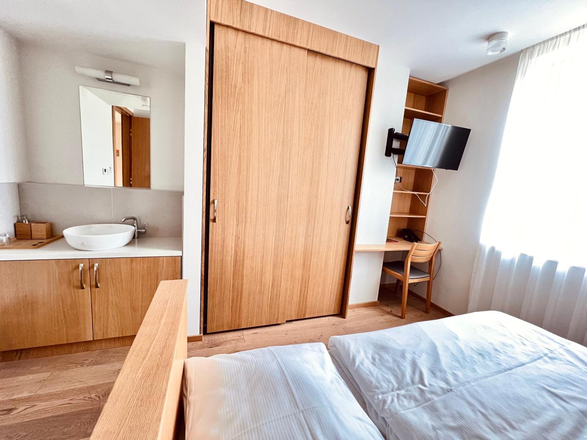 Raj Zdravia Hotel Bratislava Luaran gambar