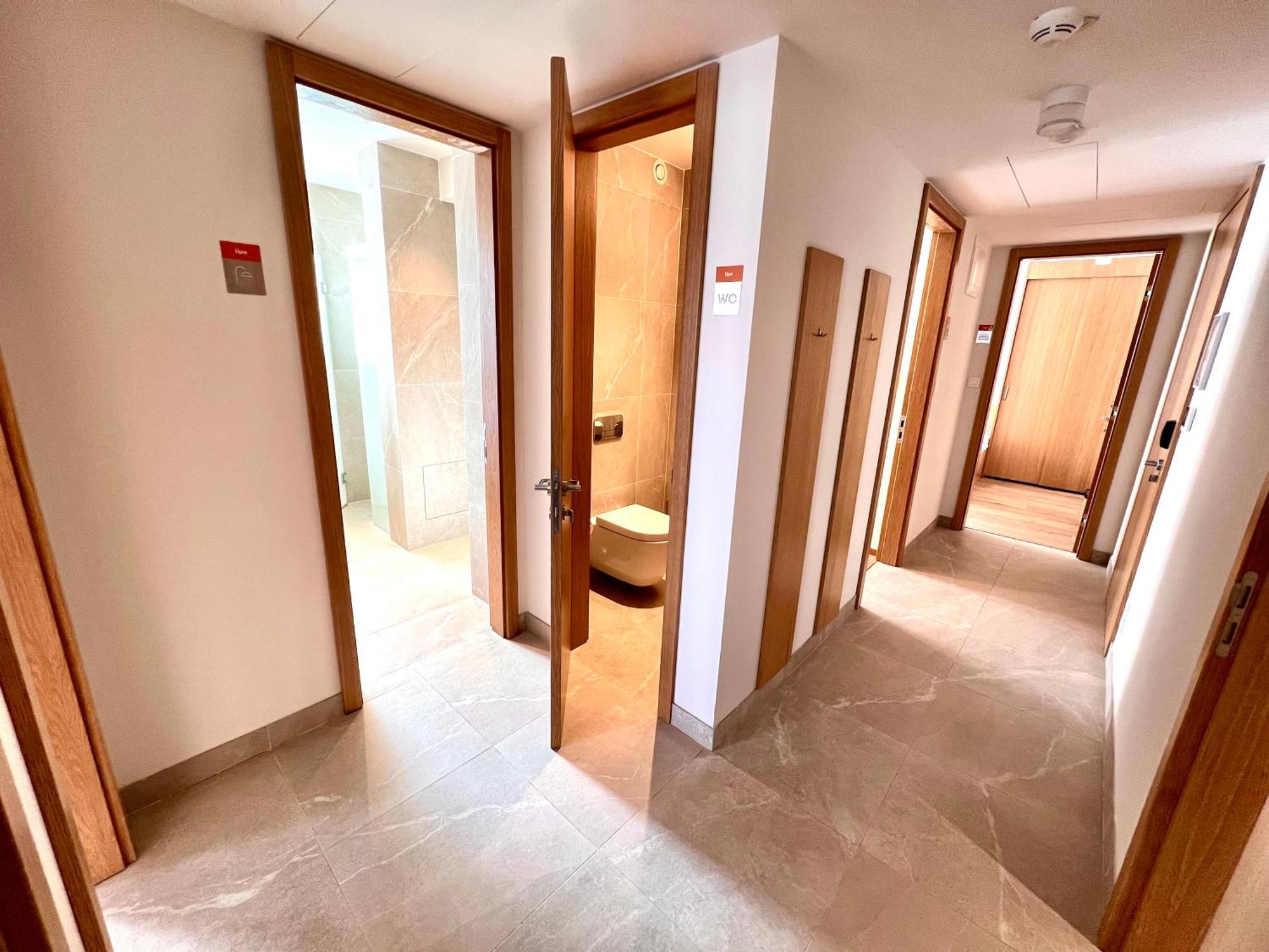Raj Zdravia Hotel Bratislava Luaran gambar