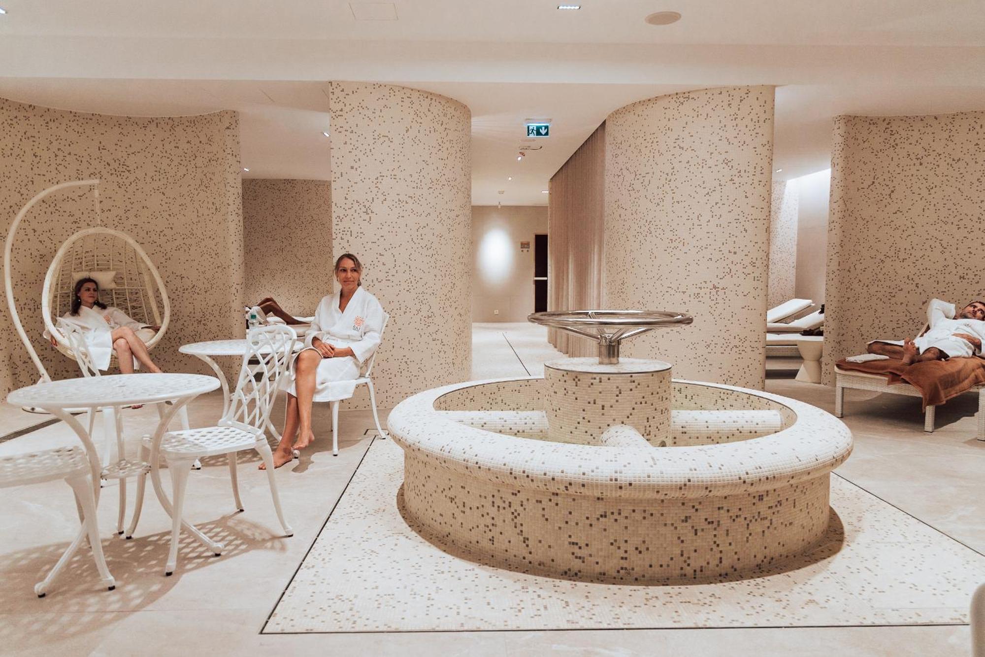 Raj Zdravia Hotel Bratislava Luaran gambar