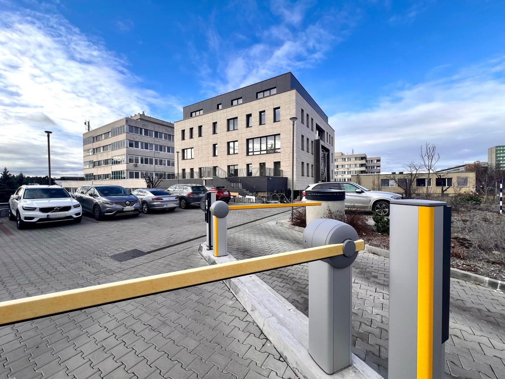 Raj Zdravia Hotel Bratislava Luaran gambar